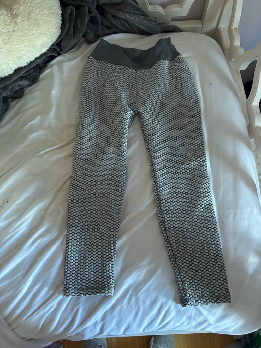 Textured Gray High-Waist Leggings